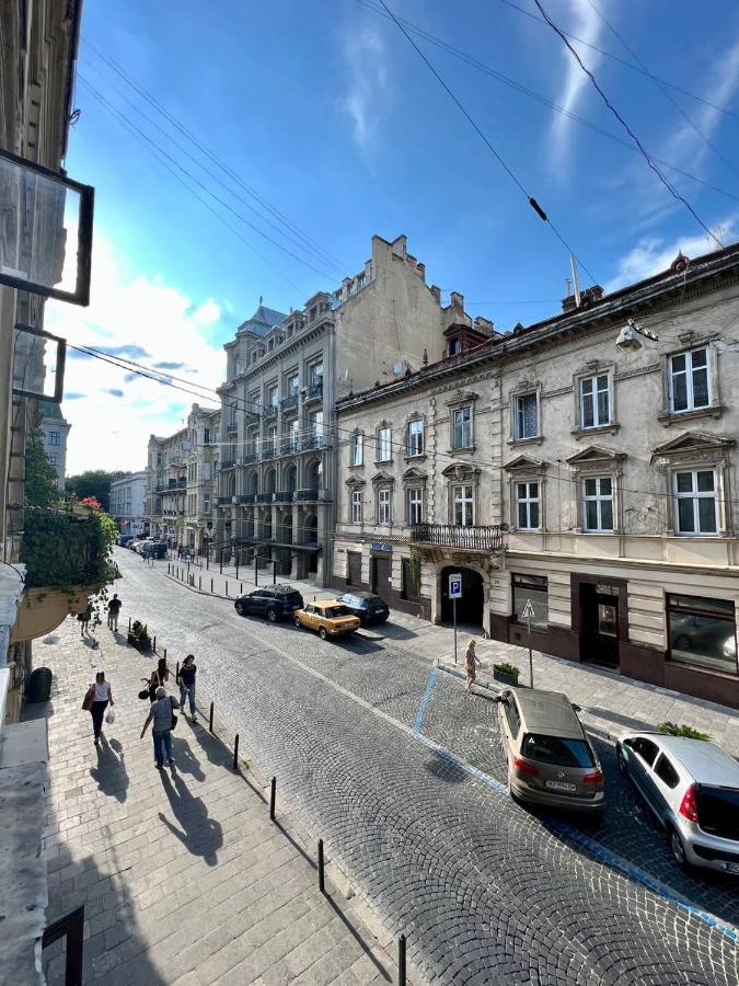 On Hnatiuka With Parking * Lviv